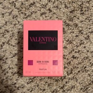 Valentino Donna Born in Roma Extradose